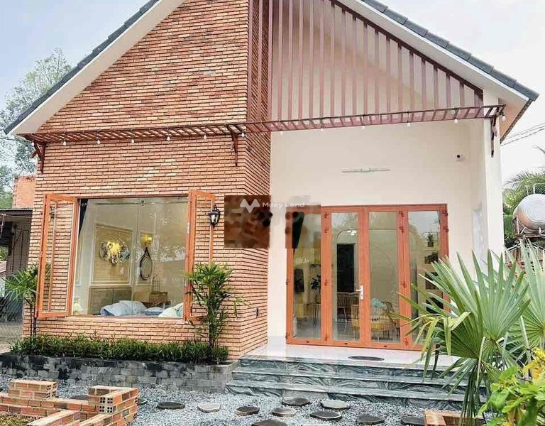 Nhà gồm 2 PN bán nhà bán ngay với giá siêu tốt 1.45 tỷ diện tích 65m2 mặt tiền tọa lạc gần Trần Hưng Đạo, Phường 3-01