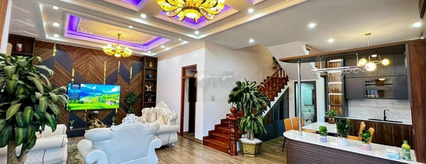 Bán hộ căn nhà vị trí thuận lợi nằm trên Đà Lạt, Lâm Đồng bán ngay với giá cực kì tốt 14 tỷ có diện tích rộng 202m2 vị trí thuận lợi-02