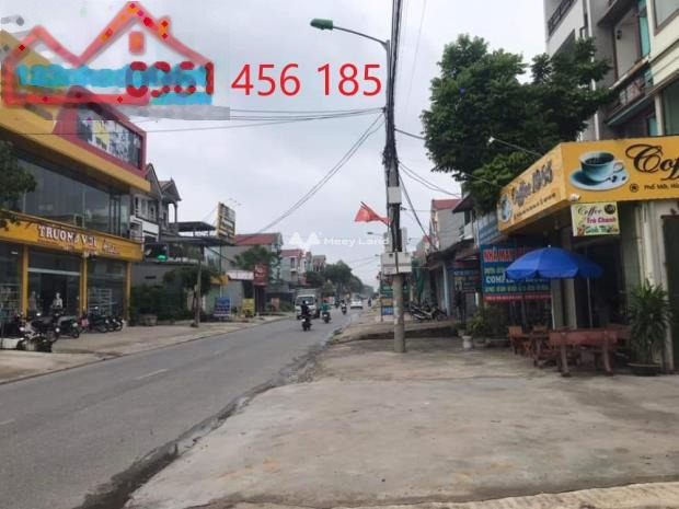 Nhà gồm 3 PN bán nhà ở có diện tích chung 80m2 bán ngay với giá bàn giao 3.5 tỷ vị trí thuận lợi tại Hùng Sơn, Bắc Giang, với đường ngang 30 mét-01