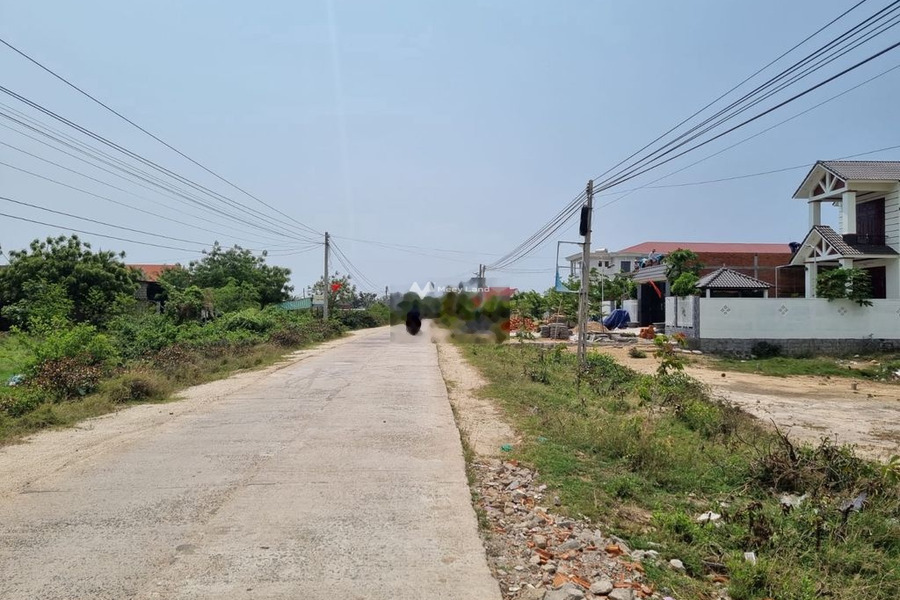 Ở Nhơn Hải, Ninh Thuận bán đất 1.25 tỷ, hướng Đông Bắc diện tích trong khoảng 147m2-01