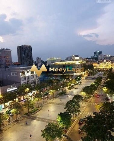 Cho thuê nhà mặt tiền Nguyễn Huệ, Quận 1, khu tập trung các thương hiệu lớn trên toàn thế giới