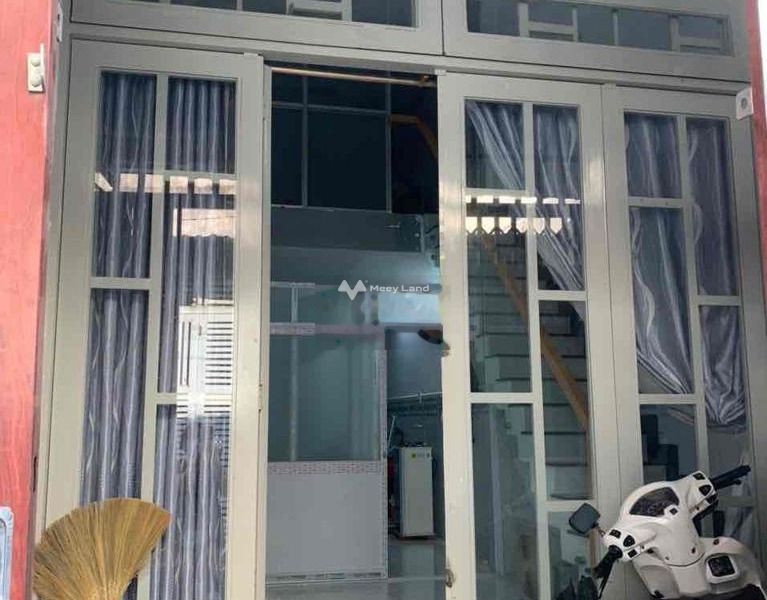 Vị trí mặt tiền nằm tại Hồ Đắc Di, Hồ Chí Minh cho thuê nhà giá thuê khuyến mãi chỉ 7 triệu/tháng, trong nhà tổng quan gồm có 2 phòng ngủ, 2 WC-01