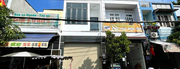 Bán căn nhà vị trí mặt tiền nằm trên Đường 18B, Bình Tân bán ngay với giá khủng chỉ 6.1 tỷ có diện tích chính 80m2 cảm ơn đã xem tin-03
