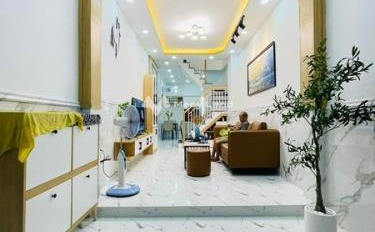 Nhà có 2 phòng ngủ bán nhà ở có diện tích chung 30m2 giá bán cạnh tranh chỉ 4.35 tỷ tọa lạc ngay tại Nguyễn Sỹ Sách, Phường 15-03