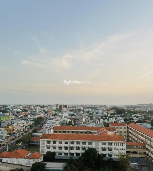 Về quê định cư cho thuê chung cư vị trí đặt ngay trên Phan Thiết, Bình Thuận thuê ngay với giá cực rẻ 4 triệu/tháng diện tích chung là 45m2-01