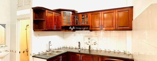 Trong nhà này có tổng 3 phòng ngủ, bán nhà ở diện tích 40m2 bán ngay với giá phải chăng chỉ 4.76 tỷ vị trí đặt ngay trên Nguyễn Văn Khối, Phường 9-03