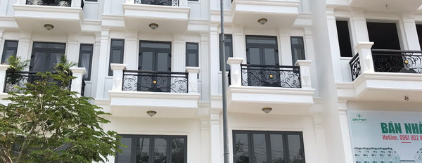 Nhà phố Song Minh Residence khu dân cư hiện hữu nằm ngay góc đường Lê Thị Riêng, Quận 12-03