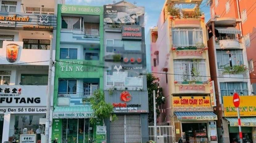 Bán nhà diện tích 72m2 vị trí đẹp nằm ở Nguyễn Xí, Bình Thạnh bán ngay với giá vô cùng rẻ 15.2 tỷ căn này gồm có 2 PN, 2 WC