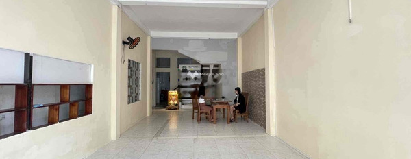 Cho thuê nhà Phía trong Thanh Bình, Đà Nẵng, giá thuê liền 11 triệu/tháng có diện tích là 80m2, nhà này gồm có 2 PN-02