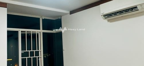 Chung cư 2 PN, bán căn hộ hướng Tây mặt tiền tọa lạc ngay tại Nguyễn Công Trứ, Tự An, tổng quan căn hộ này thì gồm 2 PN khu vực đông đúc-02