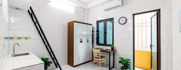 Trong căn hộ gồm có 1 phòng ngủ, cho thuê căn hộ vị trí đặt tại Xuân La, Hà Nội, 1 WC liên hệ chính chủ-03