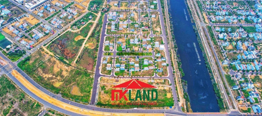 290 tỷ bán đất có diện tích rộng 100m2 mặt tiền tọa lạc ngay ở Phùng Hưng, Vĩnh Thái