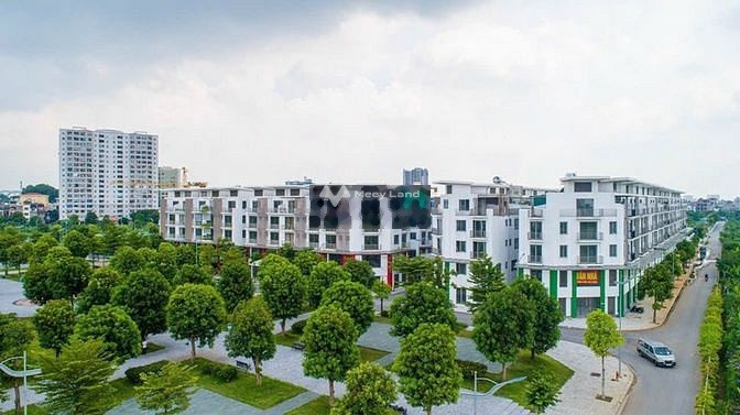 Bán liền kề vị trí đặt ở Lý Sơn, Hà Nội bán ngay với giá ưu đãi 15 tỷ có diện tích chính 359m2, căn này có 4 phòng ngủ-01