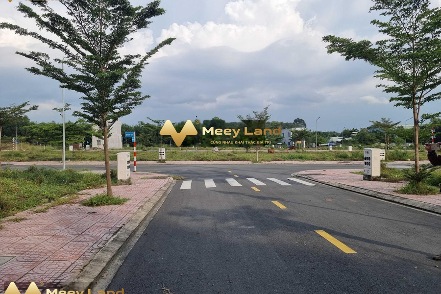 Vị trí đặt tọa lạc gần Đường 18, Phường Tân Định bán đất giá bán quy định chỉ 990 triệu với dt thực 81m2-01