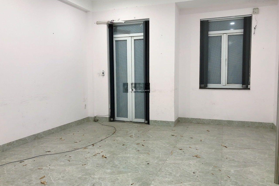 Cho thuê nhà diện tích chung là 200m2 tọa lạc ngay Bình Trị Đông, Bình Tân giá thuê đề cử chỉ 80 triệu/tháng-01