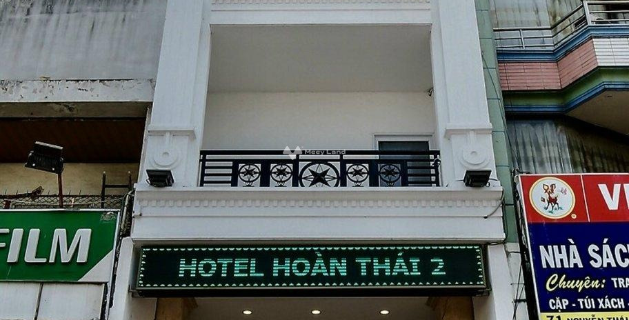Bán nhà ở có diện tích 64m2 bán ngay với giá giao lưu 60 tỷ vị trí mặt tiền nằm ngay Trần Hưng Đạo, Hồ Chí Minh