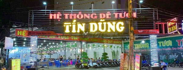 Thuê ngay với giá đàm phán 145 triệu/tháng cho thuê sàn văn phòng vị trí thuận lợi Tân Phú, Hồ Chí Minh diện tích cụ thể 1000m2-02