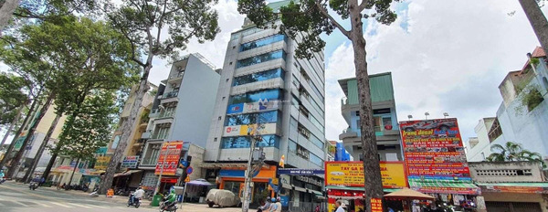 Cho thuê nhà ở diện tích tổng 252m2 thuê ngay với giá ngạc nhiên chỉ 235 triệu/tháng Phía trong Quận 5, Hồ Chí Minh-03