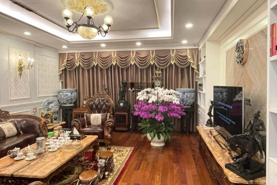 Bán nhà vị trí đẹp tọa lạc ngay trên Lạc Trung, Thanh Lương bán ngay với giá cực mềm chỉ 25.8 tỷ diện tích chuẩn 70m2 tổng quan ngôi nhà này gồm 9 PN-01