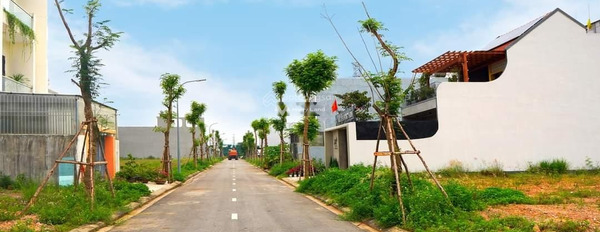 Đất KĐT Phú Mỹ- Quảng ngãi, sẵn sổ, giá chỉ từ 10 triệu/m2 đối diện công viên. LH: 0932 552 *** -03