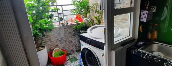 Bán chung cư vị trí mặt tiền nằm tại Hoàng Mai, Hà Nội, ngôi căn hộ bao gồm 2 PN, 2 WC ở lâu dài-02