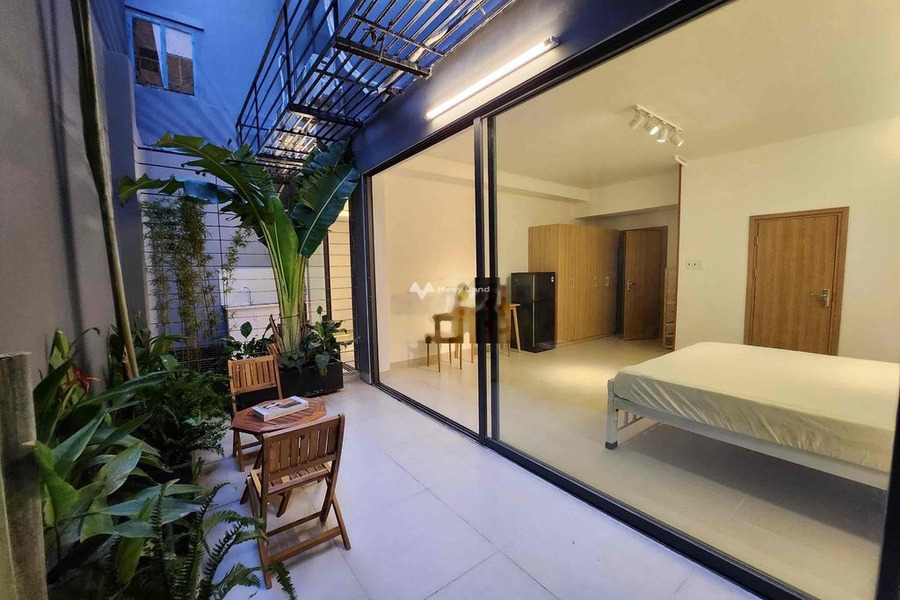 Cho thuê căn hộ, vị trí đặt tọa lạc ngay trên Quận 7, Hồ Chí Minh thuê ngay với giá thị trường 6 triệu/tháng Có tổng diện tích 35m2-01