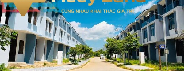 Cần bán biệt thự vị trí đẹp nằm trên Hoàng Quốc Việt, Thừa Thiên Huế, giá đặc biệt từ 2 tỷ diện tích trong khoảng 81 m2, ngôi nhà này gồm 3 phòng ngủ,...-02