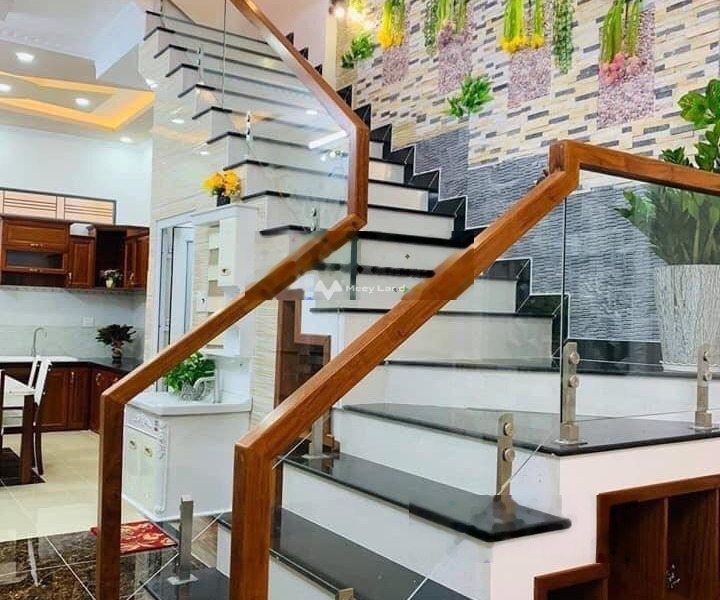 Cho thuê nhà, thuê ngay với giá cạnh tranh chỉ 63 triệu/tháng diện tích chung 132m2 vị trí đặt gần Quận 10, Hồ Chí Minh-01