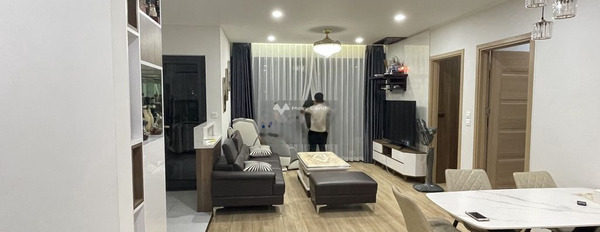 Cho thuê căn hộ vị trí trung tâm Duy Tân, Hà Nội, thuê ngay với giá cạnh tranh từ 17 triệu/tháng có diện tích khoảng 97m2-03