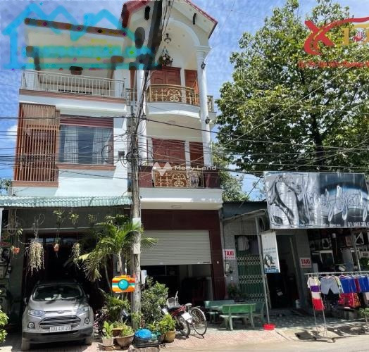 Cho thuê nhà ở Quốc Lộ 51, Biên Hòa, thuê ngay với giá cực êm chỉ 12 triệu/tháng có một diện tích là 240m2-01