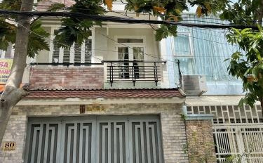 Bán nhà có diện tích 100 m2 vị trí đặt ngay tại Phường Bình Trị Đông B, Quận Bình Tân giá đặc biệt chỉ 12 tỷ ngôi nhà có 4 phòng ngủ-02