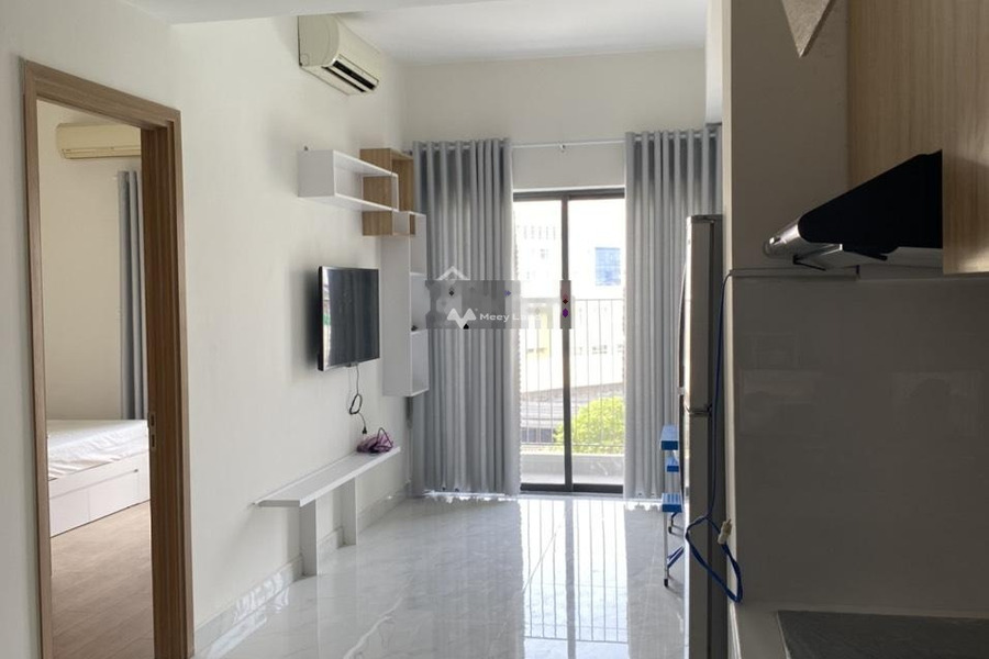Căn hộ gồm có tất cả 3 phòng ngủ, cho thuê căn hộ vị trí đẹp tọa lạc gần Phan Chu Trinh, Quận 9, 1 WC lh thương lượng thêm-01