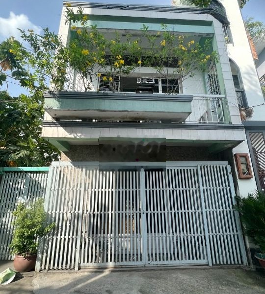 Nhà 2 tầng hẻm xe tải đường Lương Văn Can P15Q8 -01