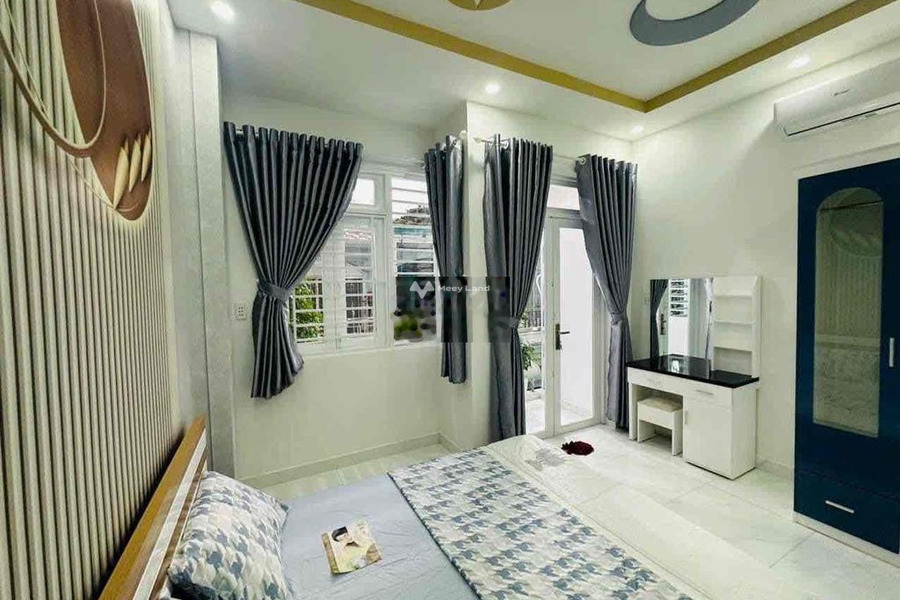 Định cư nên bán căn Phan Huy Ích 2 tầng nội thất đẹp chỉ 2tỷ550 -01