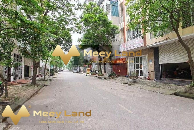 12 tỷ bán đất diện tích thực tế 123 m2 vị trí đặt ở trung tâm Quận Hà Đông, Hà Nội