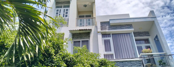 Một căn duy nhất gần biển Nha Trang, đối diện công viên, nhà 3 tầng 60m2 -02