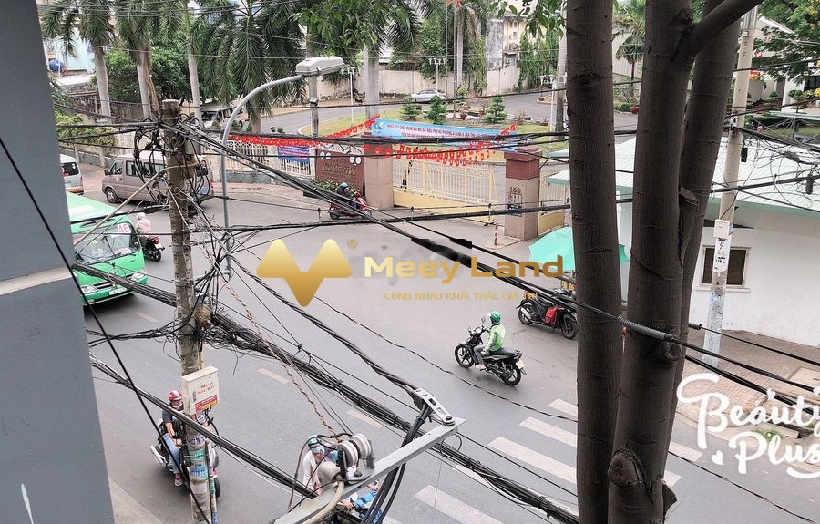 Cho thuê phòng trọ tại Nguyễn Biểu, Quận 5. Diện tích 30m2, giá 3,5 triệu/tháng-01