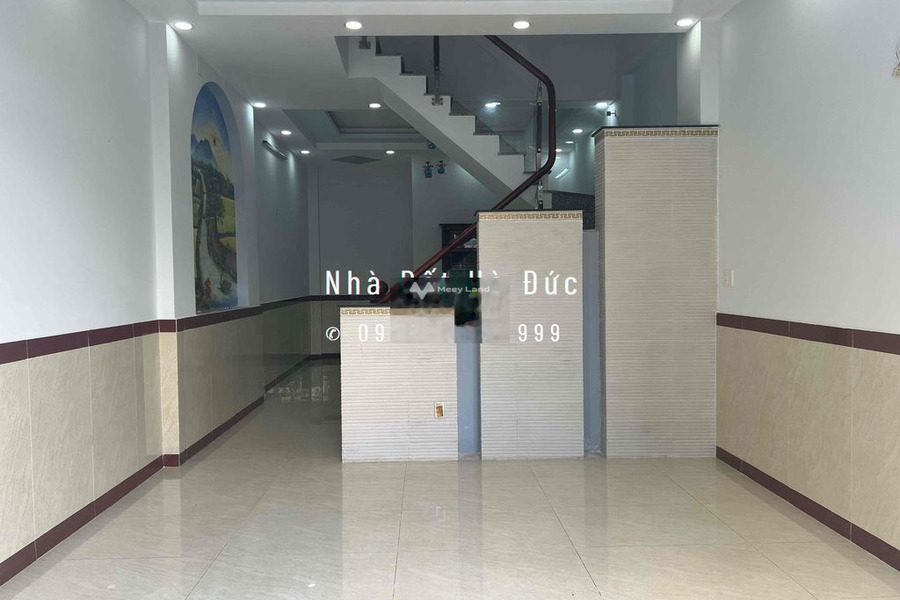 Nhà 4x14 đúc 2 lầu sạch đẹp cách đường Lâm Thị Hố 50m -01