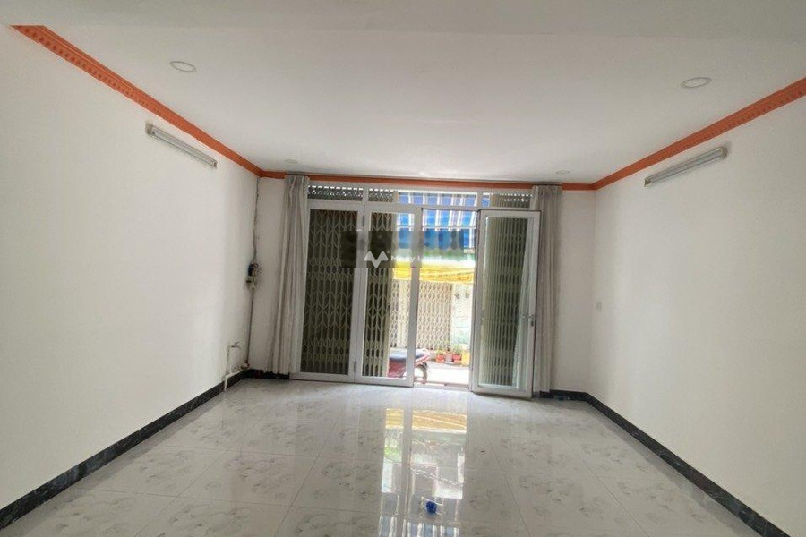 Nhà nhìn chung có 2 phòng ngủ bán nhà bán ngay với giá quy định chỉ 9.2 tỷ diện tích 77m2 vị trí mặt tiền ở Huỳnh Tấn Phát, Tân Thuận Đông-01