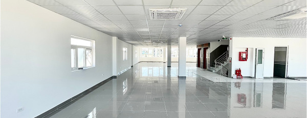 Cho thuê tòa nhà, diện tích sử dụng 1300m2, đường Trường Chinh, Phường 13, quận Tân Bình-03