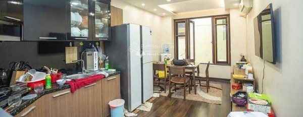 Vị trí mặt tiền tọa lạc ngay tại Quảng An, Hà Nội cho thuê nhà thuê ngay với giá siêu khủng chỉ 23 triệu/tháng, 6 WC-03