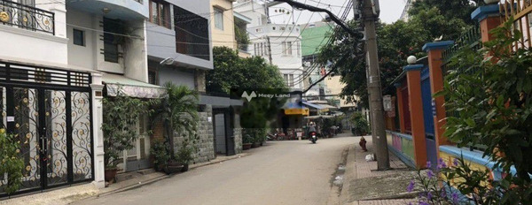Nhà này có 5 phòng ngủ, bán nhà ở có diện tích chung 83m2 bán ngay với giá tốt chỉ 8.4 tỷ vị trí đặt gần Tân Phú, Hồ Chí Minh-03