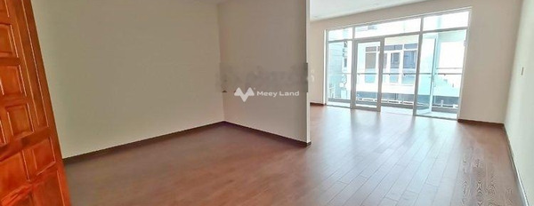 Diện tích thực dài 70m2, cho thuê nhà ở vị trí đẹp nằm ở Lê Thị Chợ, Hồ Chí Minh, trong nhà có tổng cộng 4 PN, 5 WC vào ở ngay-02