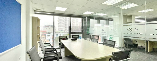 Cho thuê sàn văn phòng giá tốt tại mặt phố Duy Tân 190m2 chỉ từ 37tr -03
