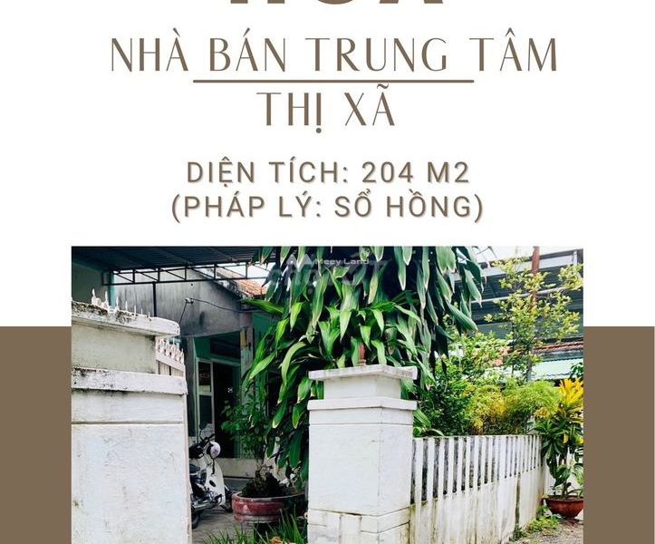 Bán nhà vị trí đẹp tọa lạc ngay trên Ninh Hiệp, Ninh Hòa bán ngay với giá cực êm 2.1 tỷ có diện tích chính 204m2 căn nhà gồm có tất cả 3 PN-01