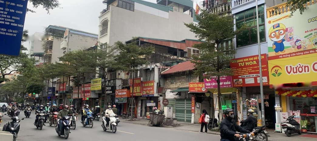 Bán nhà có diện tích chính 35m2 nằm tại Hoàn Kiếm, Hà Nội bán ngay với giá cơ bản từ 8 tỷ