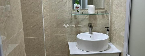 Cho thuê nhà, thuê ngay với giá cạnh tranh chỉ 80 triệu/tháng tổng diện tích 100m2 vị trí đặt ở trong Sư Vạn Hạnh, Hồ Chí Minh-02