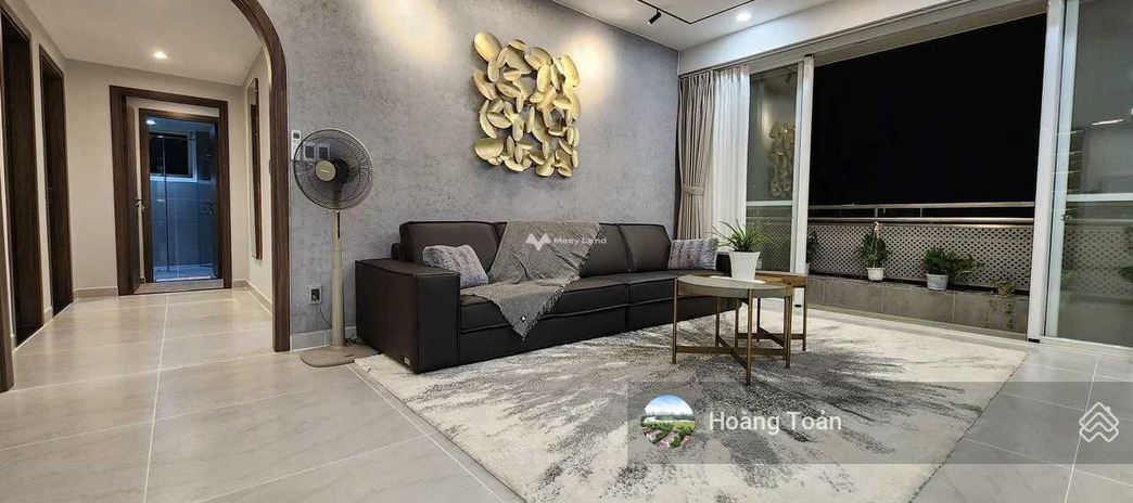 Cho thuê căn hộ vị trí đặt vị trí nằm tại Nguyễn Lương Bằng, Hồ Chí Minh, giá thuê hạt dẻ từ 22 triệu/tháng có diện tích khoảng 147m2