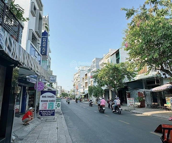 Vị trí đặt ở Tân Phú, Hồ Chí Minh bán nhà giá bán cơ bản từ 11.6 tỷ ngôi nhà có tổng 4 phòng ngủ 5 WC-01