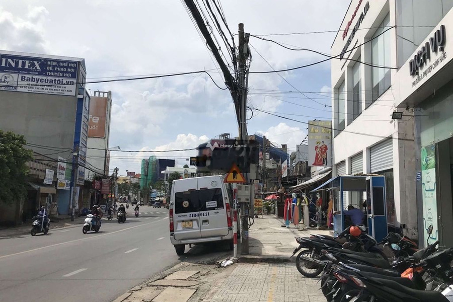 Làm ăn đói kém cho thuê mặt bằng có một diện tích sàn 420m2 mặt tiền nằm ở Tam Hiệp, Biên Hòa giá thuê cực sốc 50 triệu/tháng-01